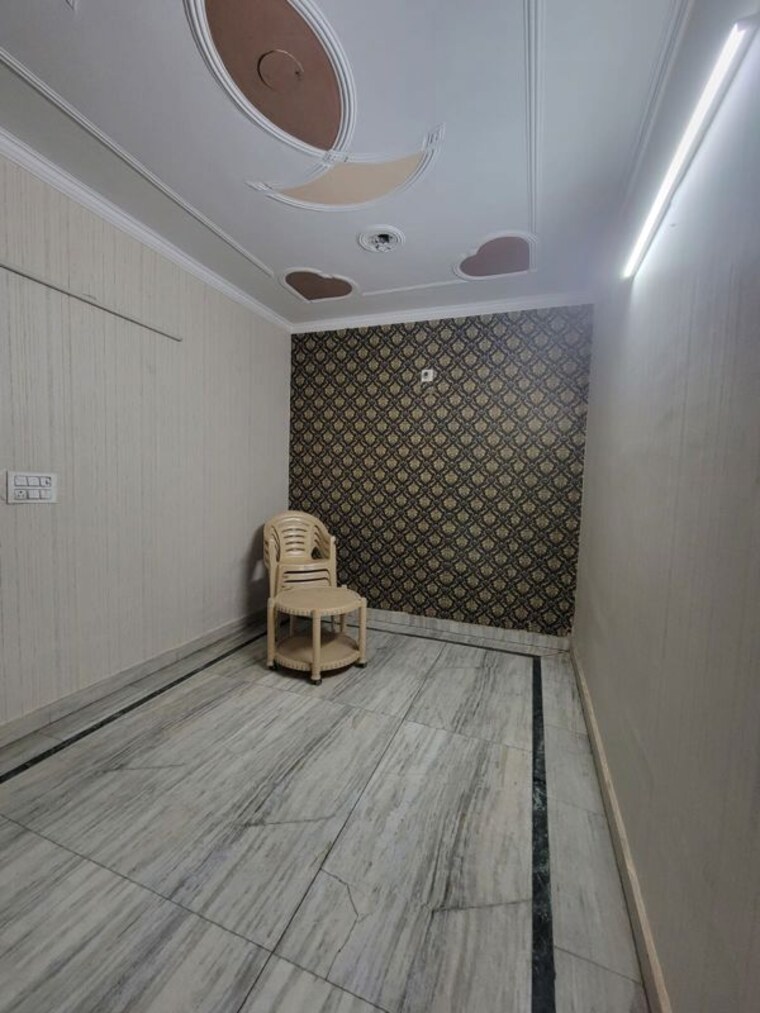 Bathroom, subhash nagar 1.5 Bedroom 100 Sq.Yd. Builder Floor In Subhash Nagar Delhi 10181100