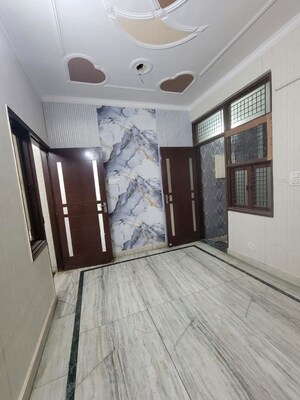 Bedroom in 1.5 BHK Builder Floor at Subhash Nagar – for Rent