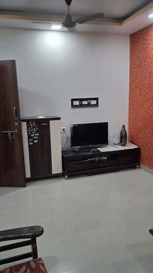 Furnished Amenities in 2 BHK Apartment at Tilak Nagar – for Rent