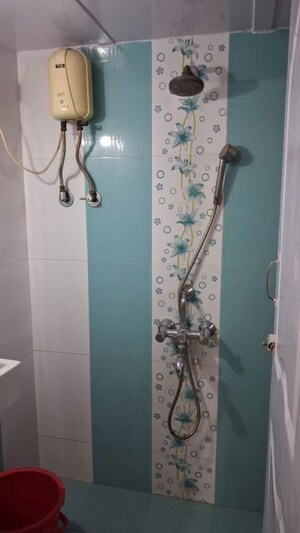 Furnished Amenities in 2 BHK Apartment at Tilak Nagar – for Rent