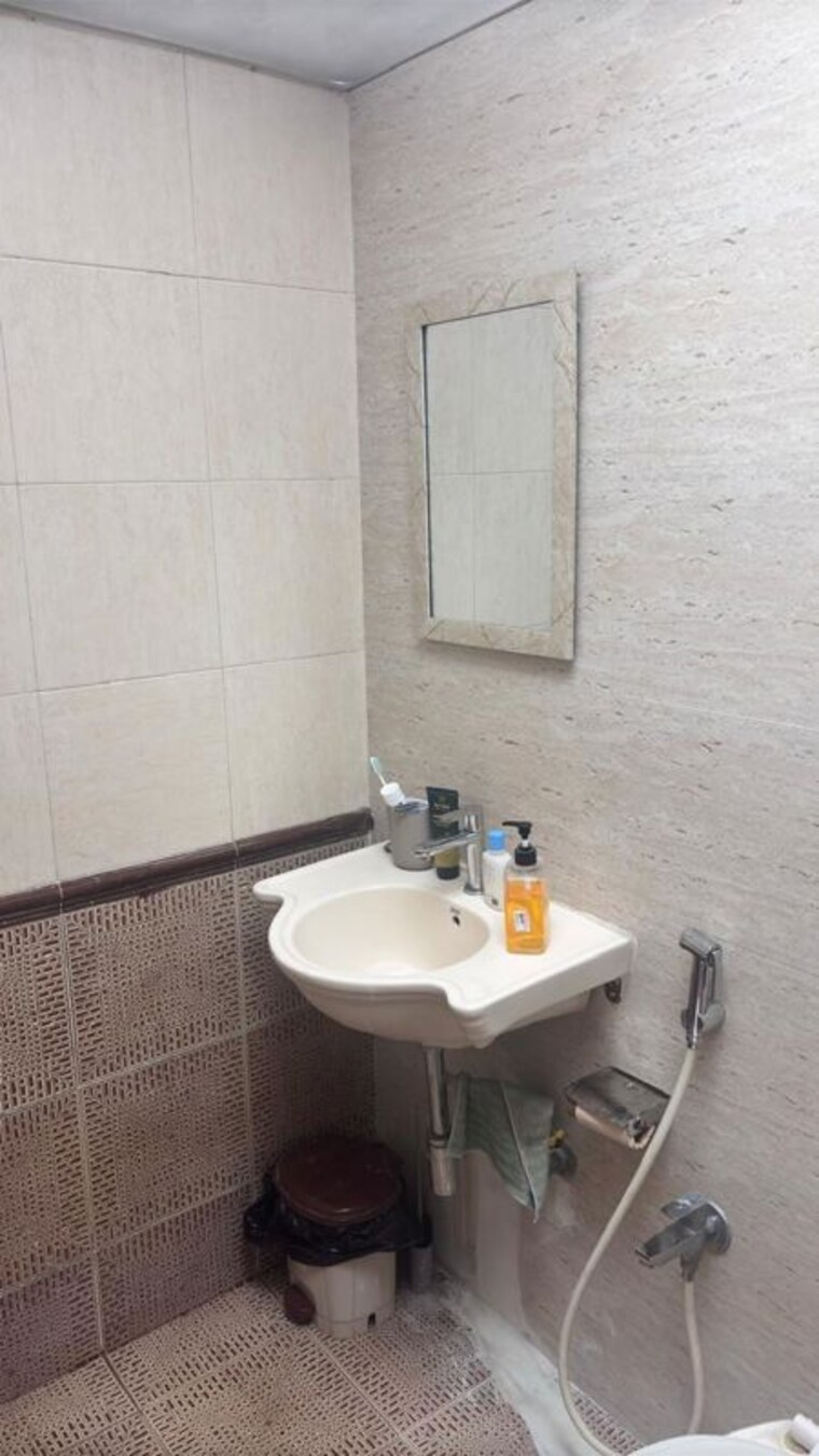 Bathroom, bombay-kritika-annexe 2 Bedroom 1092 Sq.Ft. Apartment In Chembur Mumbai 10181193