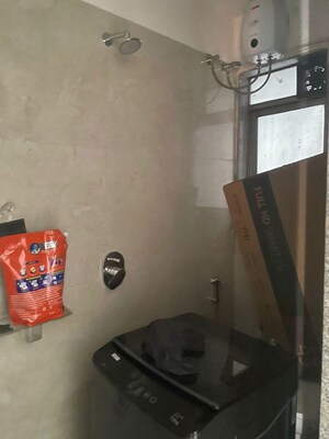 Furnished Amenities in 1 BHK Apartment at Shivalik Bandra North Gulmohar Avenue, Bandra East – for Rent