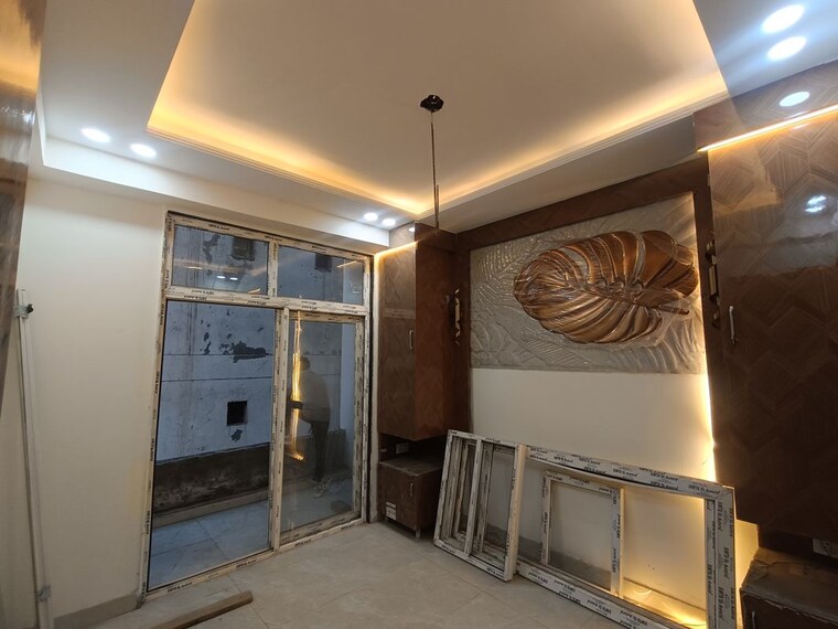 Room, sector 102 3.5 Bedroom 1750 Sq.Ft. Builder Floor In Sector 102 Noida 10181369