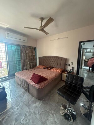 Room in 3 BHK Apartment at Runwal Pearl, Manpada – for Sale