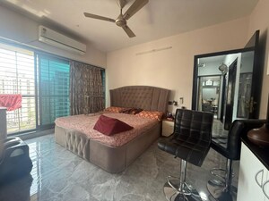Room in 3 BHK Apartment at Runwal Pearl, Manpada – for Sale