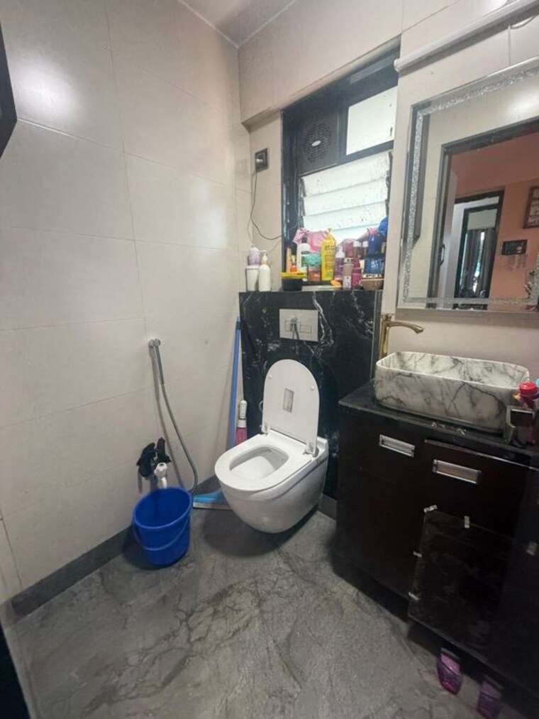 Attached Bathroom, runwal-pearl 3 Bedroom 970 Sq.Ft. Apartment In Manpada Thane 10181390