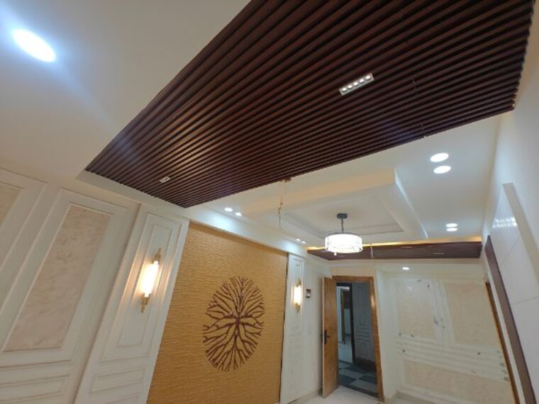 undefined, sector 102 3.5 Bedroom 1800 Sq.Ft. Builder Floor In Sector 102 Noida 10181395