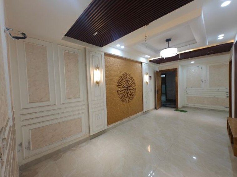 Room, sector 102 3.5 Bedroom 1800 Sq.Ft. Builder Floor In Sector 102 Noida 10181395