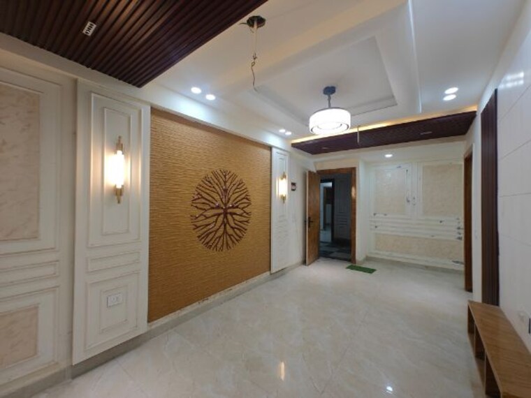 Room, sector 102 3.5 Bedroom 1800 Sq.Ft. Builder Floor In Sector 102 Noida 10181395