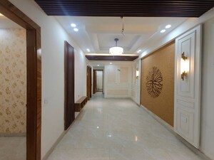 Building Lobby in 3.5 BHK Builder Floor at Sector 102 – for Sale