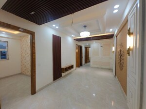 3.5 BHK Builder Floor For Sale in Sector 102