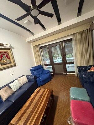 Bedroom in 3 BHK Builder Floor at Sarvapriya Vihar – for Sale