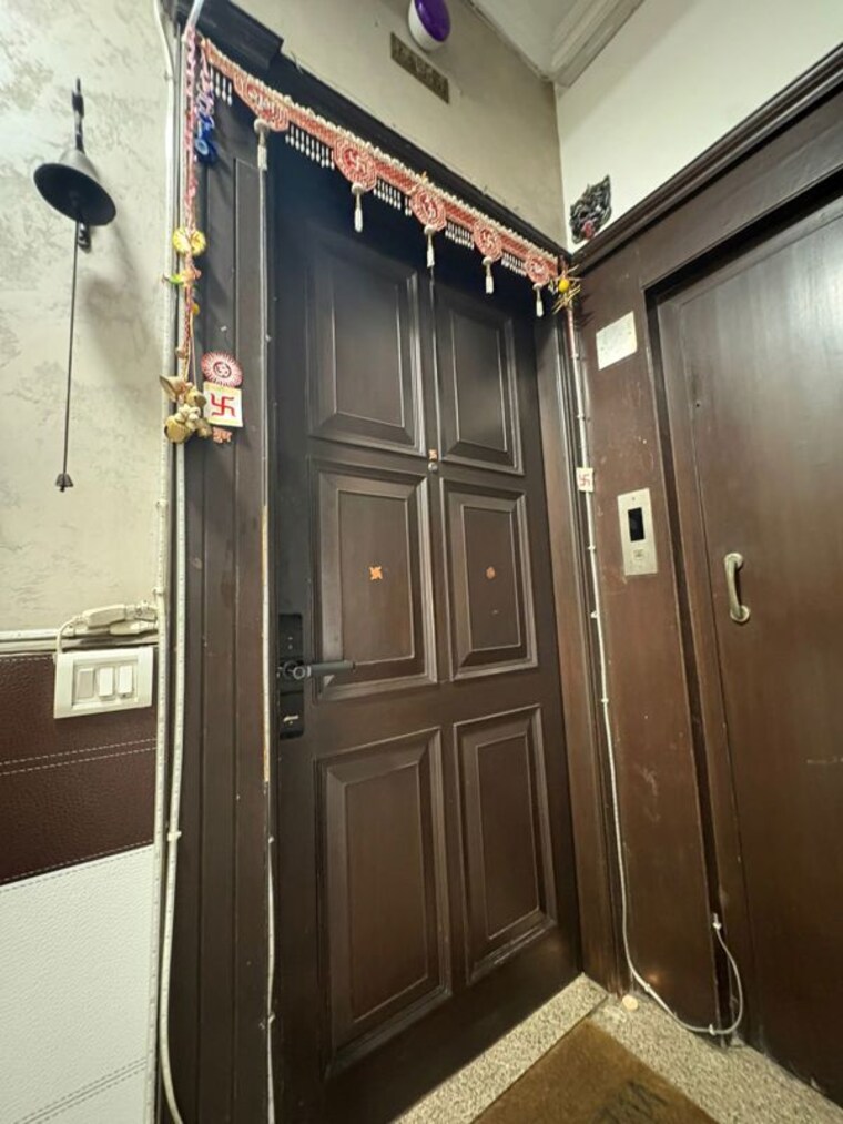 undefined, sarvapriya vihar 3 Bedroom 2000 Sq.Ft. Builder Floor In Sarvapriya Vihar Delhi 10181397