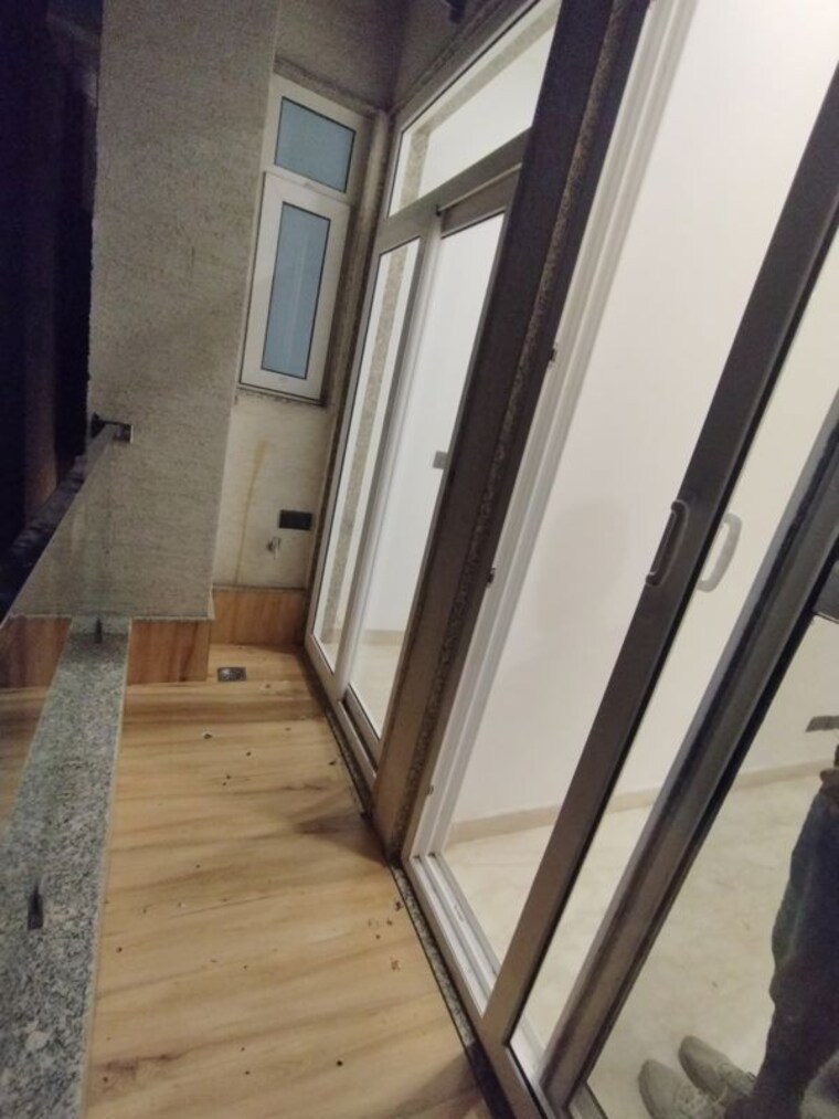 Balcony, shivalik colony 3 Bedroom 1800 Sq.Ft. Builder Floor In Shivalik Colony Delhi 10181486