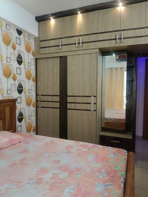 2 BHK Apartment For Rent in Gulshan Bellina, Sector 16 Greater Noida