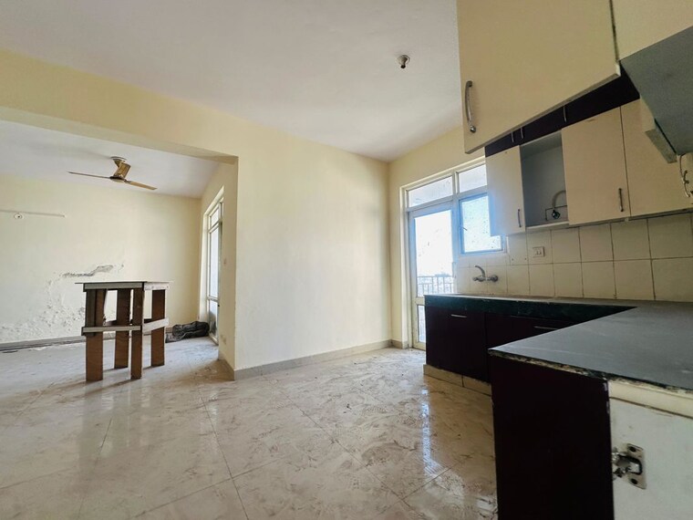 Room, era-redwood-residency 3 Bedroom 1570 Sq.Ft. Apartment In Sector 78 Faridabad 10181613