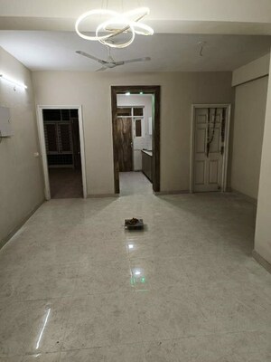 Room in 3 BHK Builder Floor at TDI The Grand Retreat, Sector 88 – for Rent