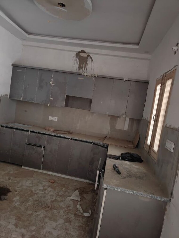 Bathroom, sector 10 greater noida 3.5 Bedroom 1675 Sq.Ft. Villa In Sector 10 Greater Noida Greater Noida 10181704