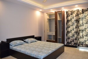 Bedroom in 3 BHK Builder Floor at South Extension ii – for Rent
