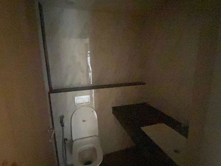 Attached Bathroom, lodha-woods 3 Bedroom 1131 Sq.Ft. Apartment In Kandivali East Mumbai 10181733