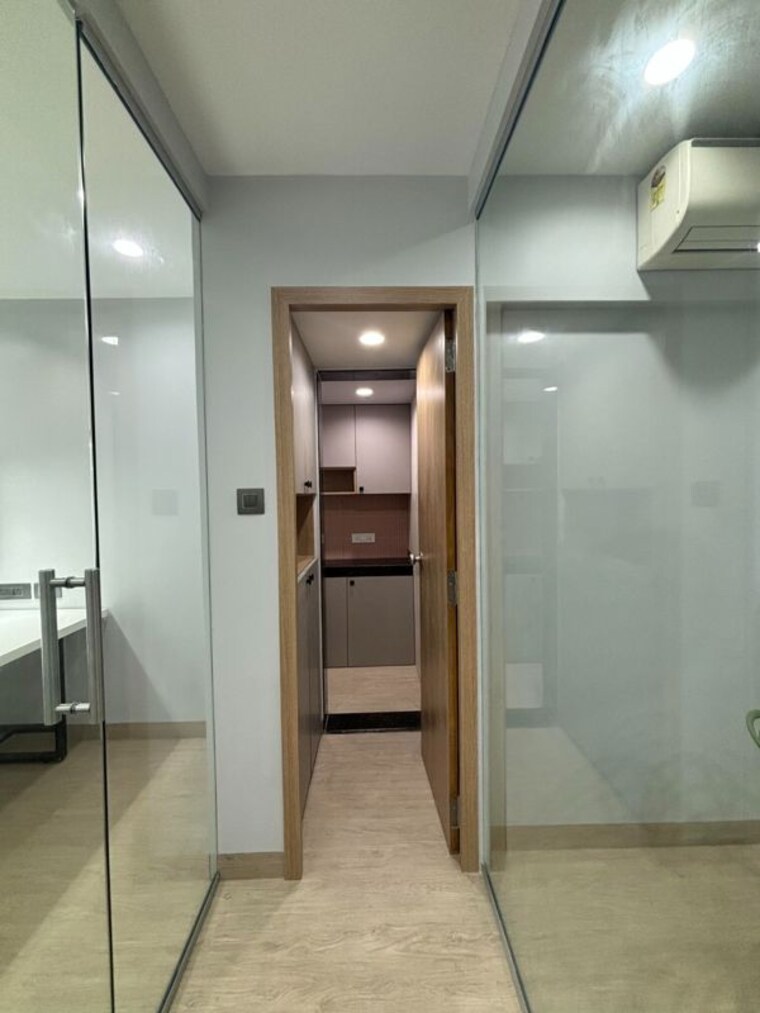 undefined, agarwal-b2b-center Commercial Office Space 640 Sq.Ft. In Malad West Mumbai 10181747