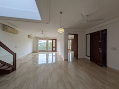 3 BHK + Servant Room Builder Floor For Rent in Defence Colony
