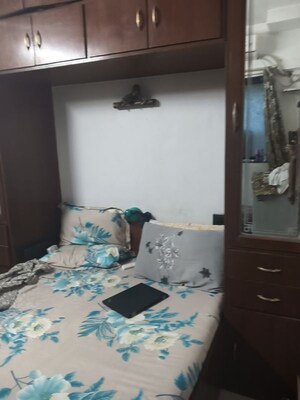 1 BHK Apartment For Rent in Vile Parle West