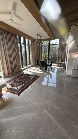 Bedroom in 4 BHK Builder Floor at South Extension ii – for Sale