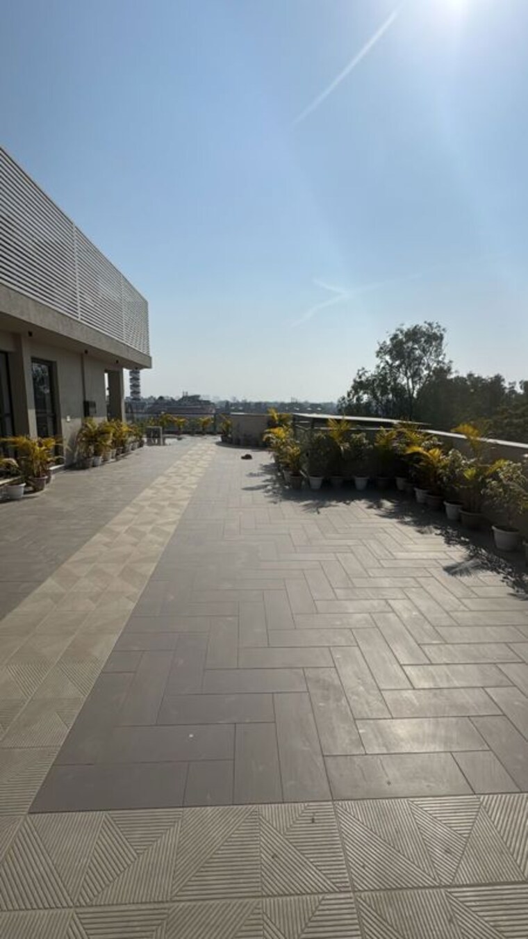 Exterior View, south extension ii 4 Bedroom 400 Sq.Yd. Builder Floor In South Extension ii Delhi 10181766