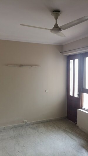 3 BHK Apartment For Rent in Sector 39
