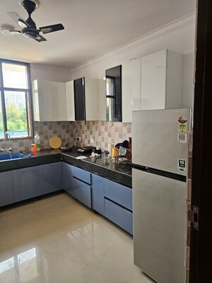 Kitchen in 3 BHK Builder Floor at SS Mayfield Gardens, Sector 51 – for Rent