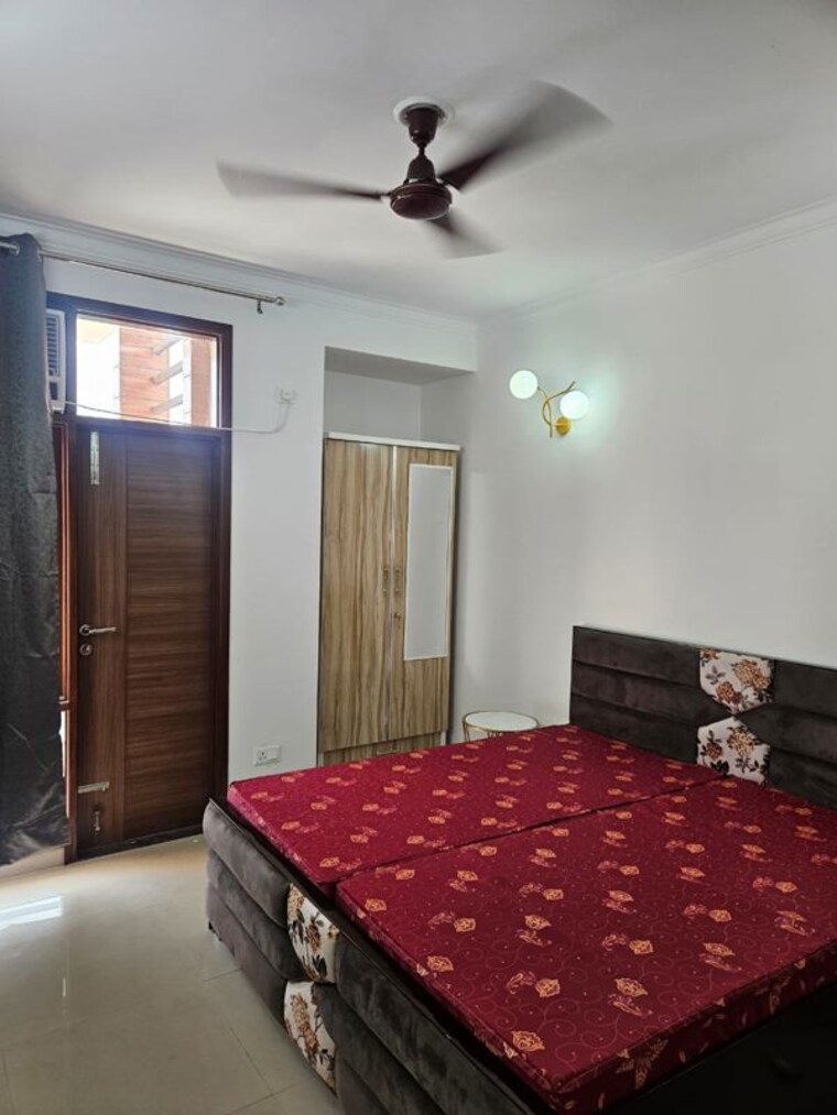 Bedroom, ss-mayfield-gardens 3 Bedroom 1500 Sq.Ft. Builder Floor In Sector 51 Gurgaon 10181818