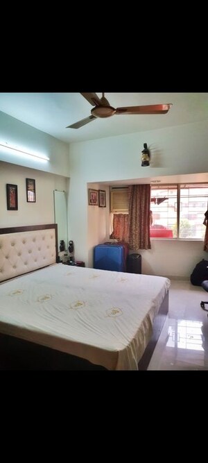 Bedroom in 2 BHK Apartment at Dheeraj Gaurav Heights, Jogeshwari West – for Rent