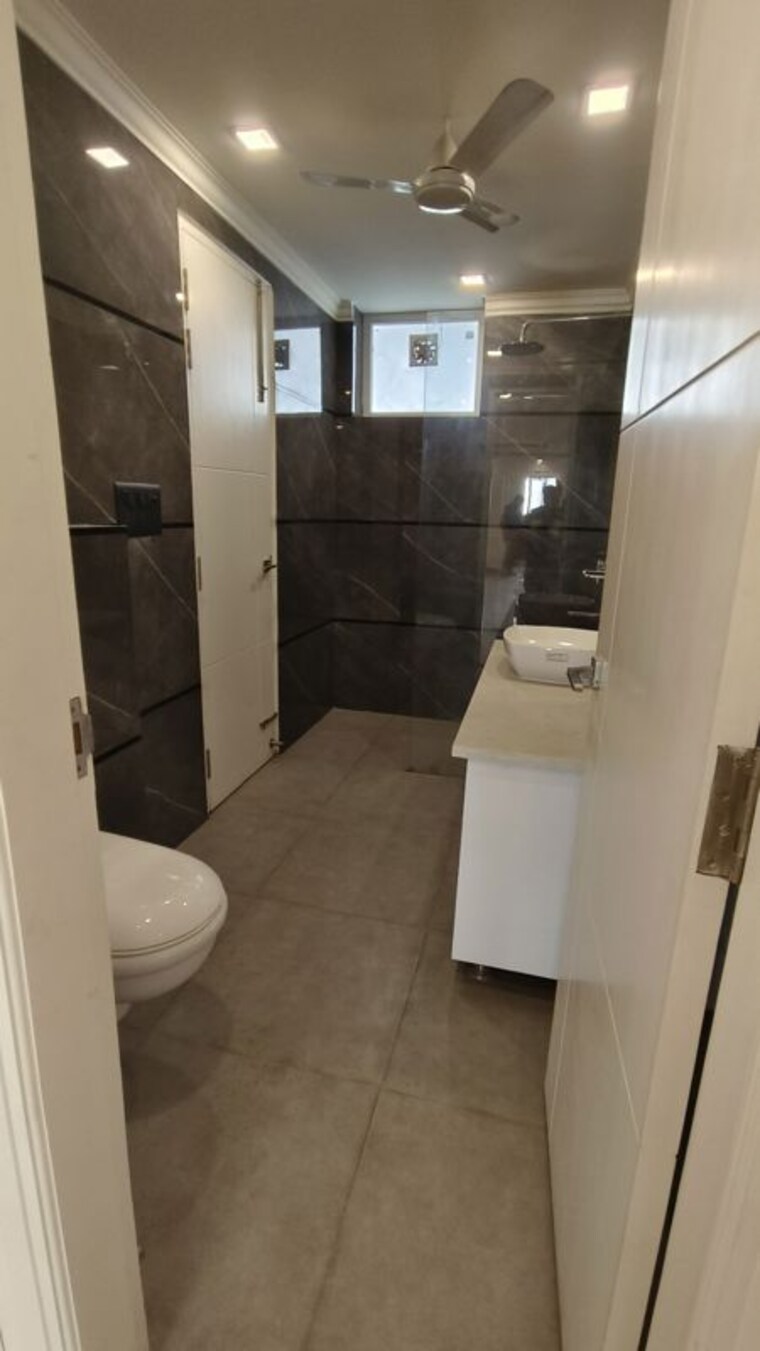Bathroom, bp-homes 4 Bedroom 500 Sq.Yd. Builder Floor In Sector 85 Faridabad 10181826