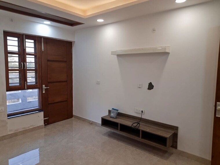 Kitchen, parklands 4 Bedroom 350 Sq.Yd. Builder Floor In Sector 85 Faridabad 10181841