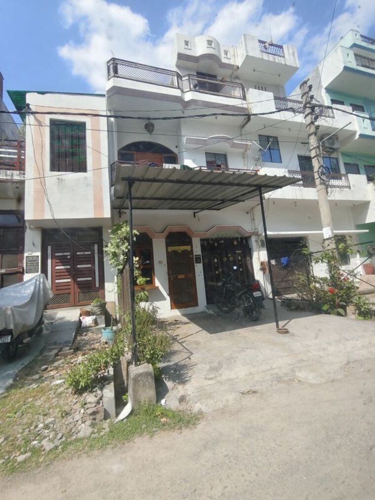 Exterior View, vrindavan yojna 3 Bedroom 560 Sq.Ft. Independent House In Vrindavan Yojna Lucknow 10181857