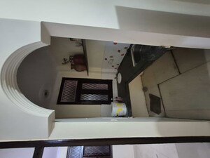 Master Bedroom in 1 BHK Builder Floor at Mayur Vihar – for Rent