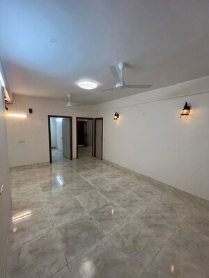 Room in 2 BHK Apartment at Sarvome Shree Homes, Sector 45 – for Rent