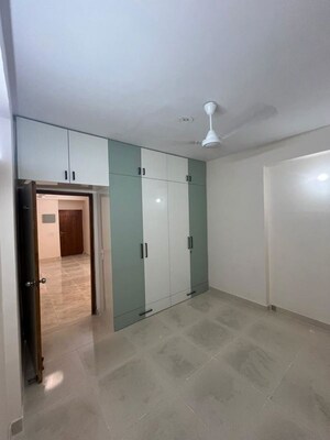 Room in 2 BHK Apartment at Sarvome Shree Homes, Sector 45 – for Rent