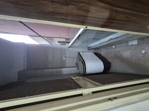 Furnished Amenities in 3.5 BHK Builder Floor at Mayur Vihar – for Rent