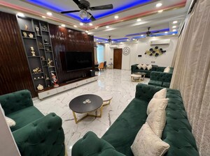 Living Room in 5 BHK Apartment at RPS Auria, Sector 88 – for Sale