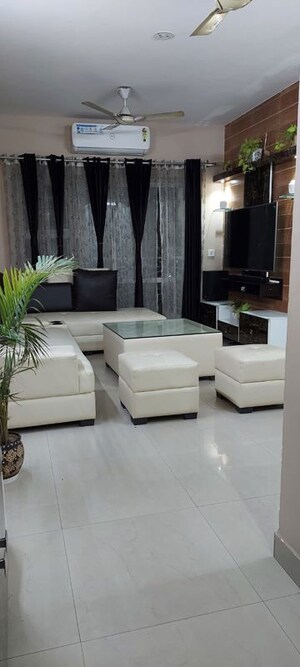 Living Room in 2 BHK Apartment at BPTP Princess Park, Sector 86 – for Sale