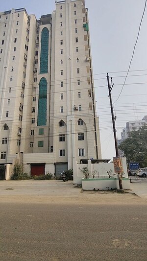 4 BHK Apartment – Exterior View View at Samiah Melrose Square, Vrindavan Yojna - for Sale