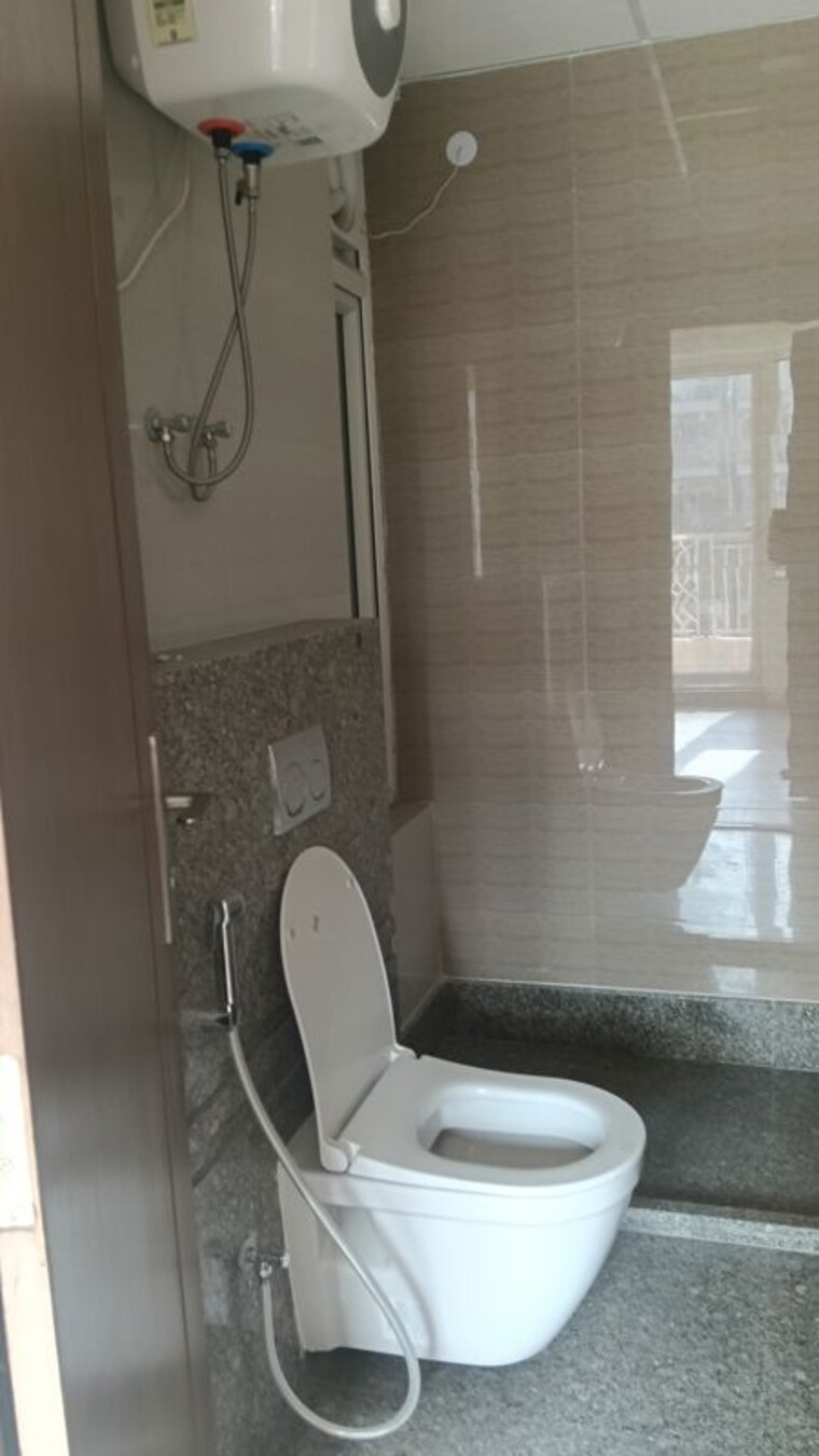 Bathroom, aba-ivy-county 4 Bedroom 2511 Sq.Ft. Apartment In Sector 75 Noida 10181887