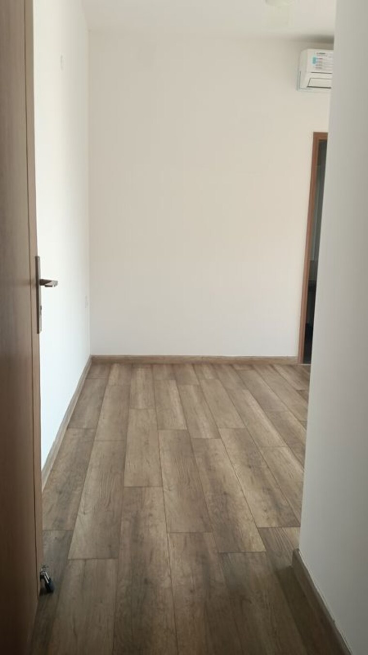 Room, aba-ivy-county 4 Bedroom 2511 Sq.Ft. Apartment In Sector 75 Noida 10181887