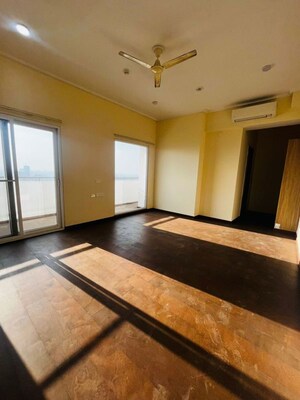 Bedroom in 4 BHK Apartment at Dasnac Burj, Sector 75 – for Rent