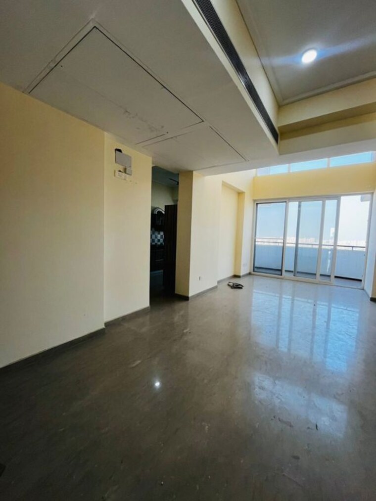 Room, dasnac-burj 4 Bedroom 3300 Sq.Ft. Apartment In Sector 75 Noida 10181890
