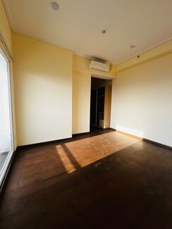 4 BHK + Servant Room,Study Room Apartment For Rent in Dasnac Burj