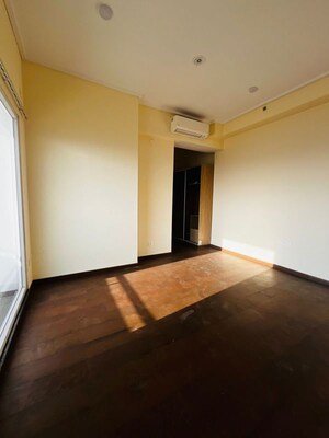 4 BHK Apartment For Rent in Dasnac Burj, Sector 75