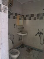 1 BHK 100 Sq.Mt. Builder Floor in RWA Apartments Sector 20